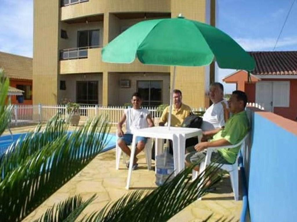 Hotel Pousada Mineirinho Balneário Praia do Leste Exterior foto